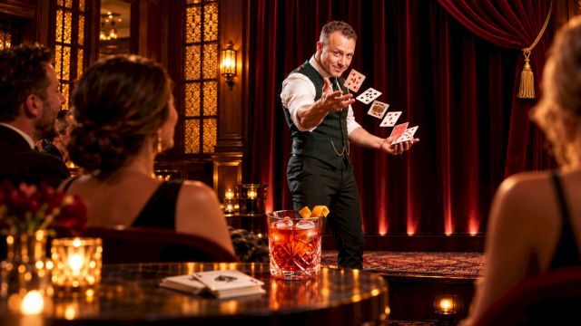 The Marquette Hotel, Curio Collection by Hilton